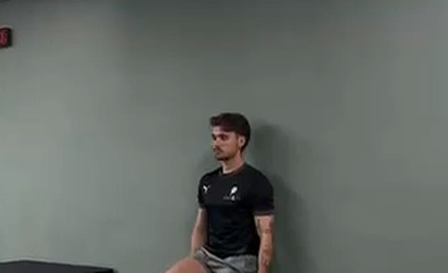 Carlos Maeso en la sala de entrenamiento